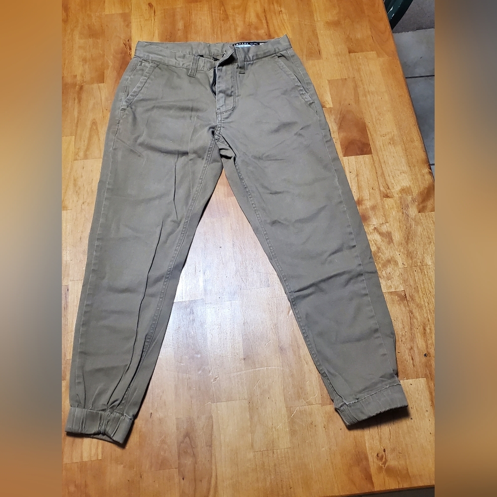 EMPYRE Joggers